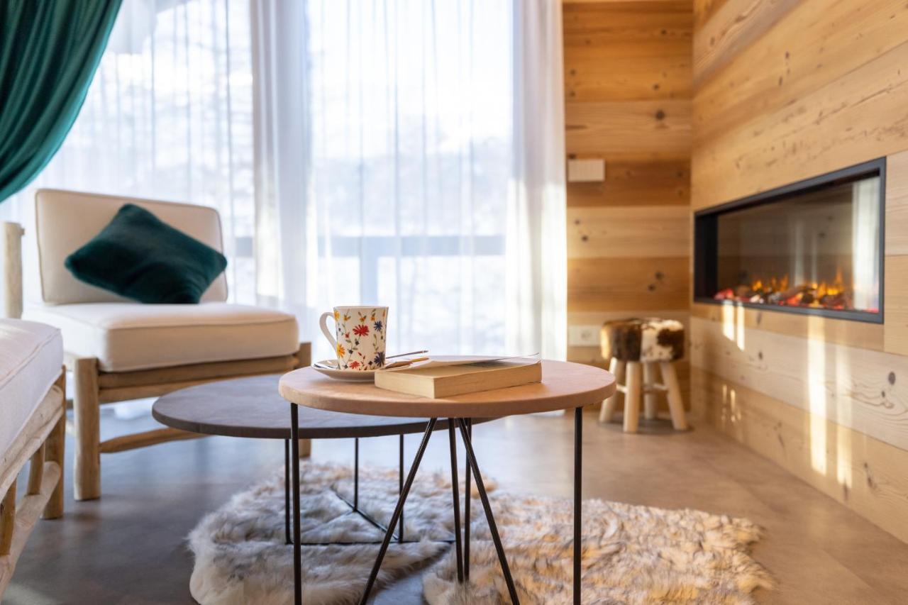 Chalet Imbosc'Che - 5 Beautiful Rooms In Charming B&B Livigno Exterior foto
