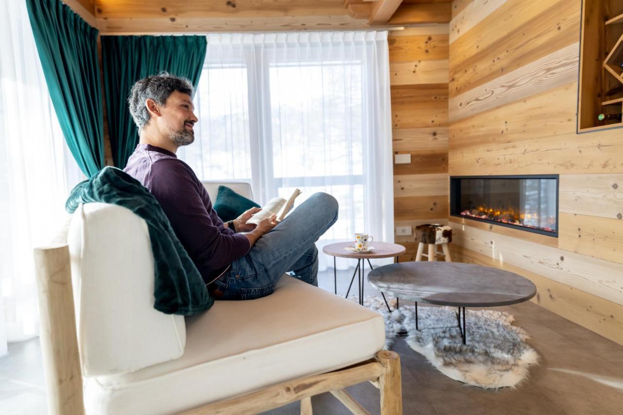 Chalet Imbosc'Che - 5 Beautiful Rooms In Charming B&B Livigno Exterior foto