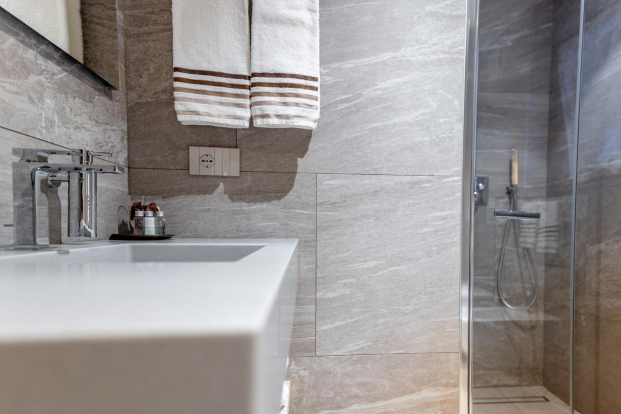 Chalet Imbosc'Che - 5 Beautiful Rooms In Charming B&B Livigno Exterior foto