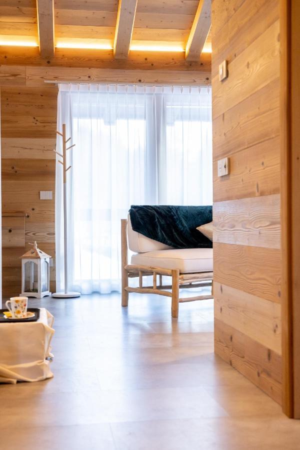 Chalet Imbosc'Che - 5 Beautiful Rooms In Charming B&B Livigno Exterior foto