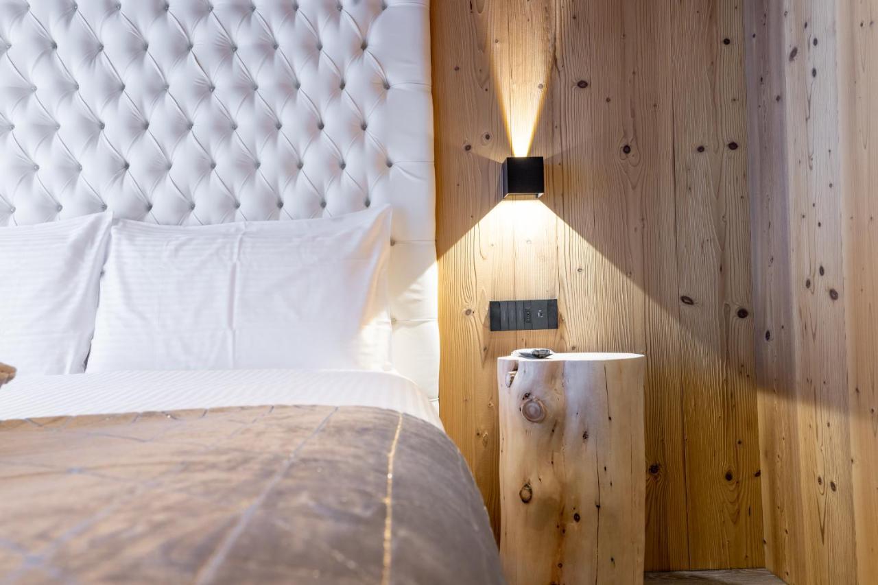 Chalet Imbosc'Che - 5 Beautiful Rooms In Charming B&B Livigno Exterior foto